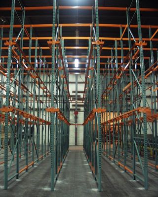 Freezing Storage Heavy Duty Metal Shelving Rack Weight Capacity 1000 - 2000kg